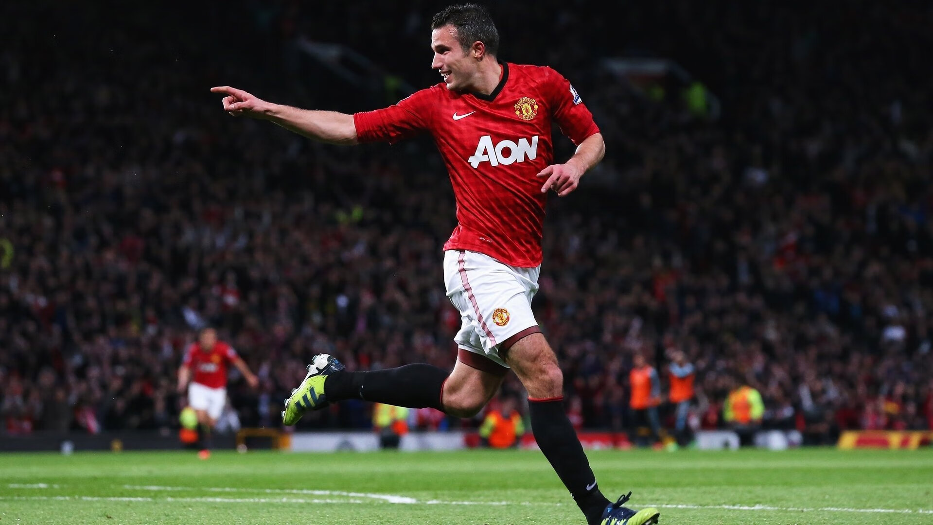 切尔西备战受挫：帕尔默伤情未明，马雷斯卡拒手术引争议