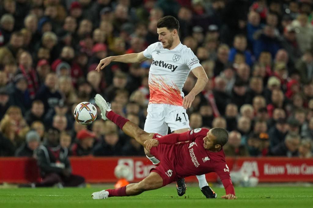 英超逆转大戏：阿森纳、沃特福德爆冷，曼联利物浦战局再起